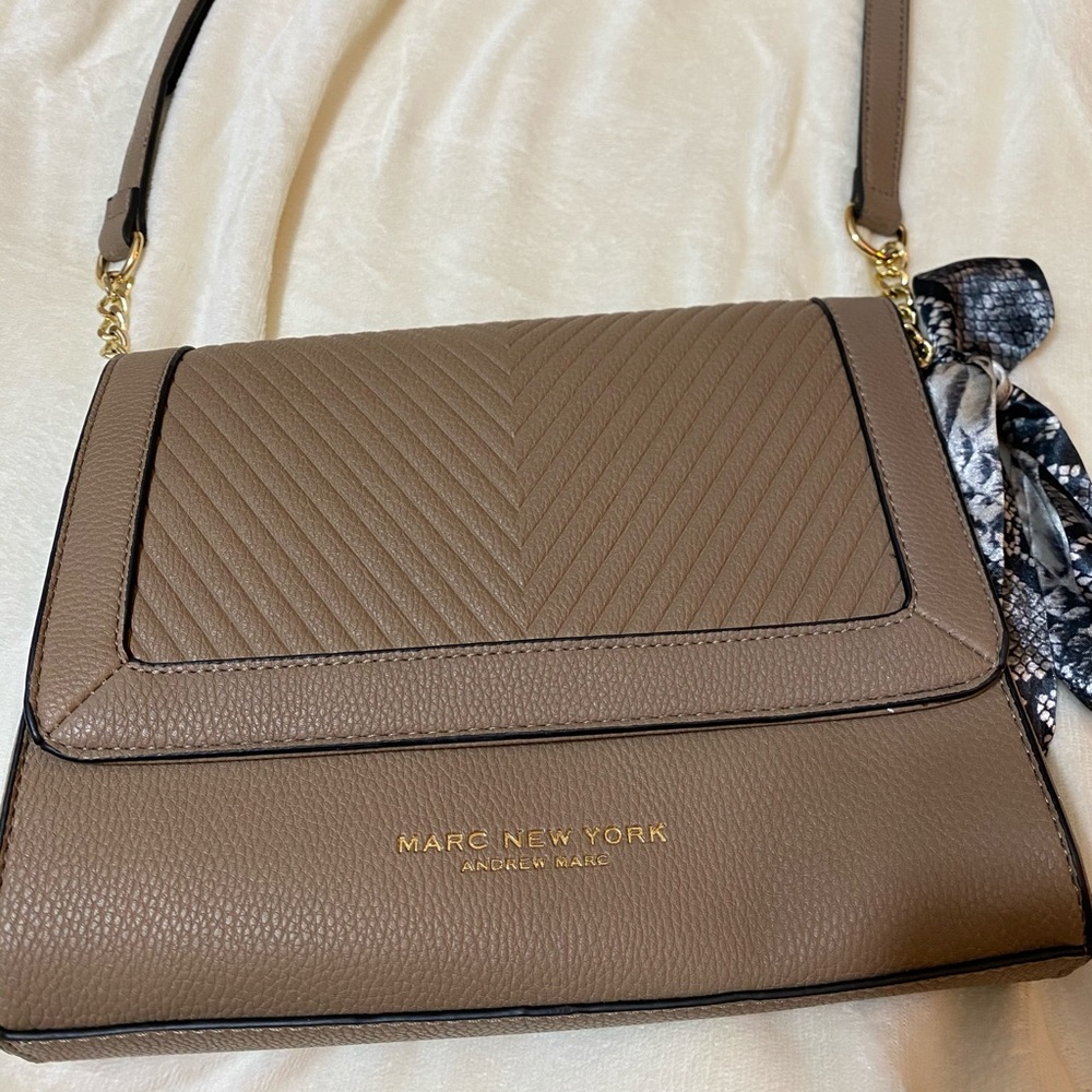 Nude cross body